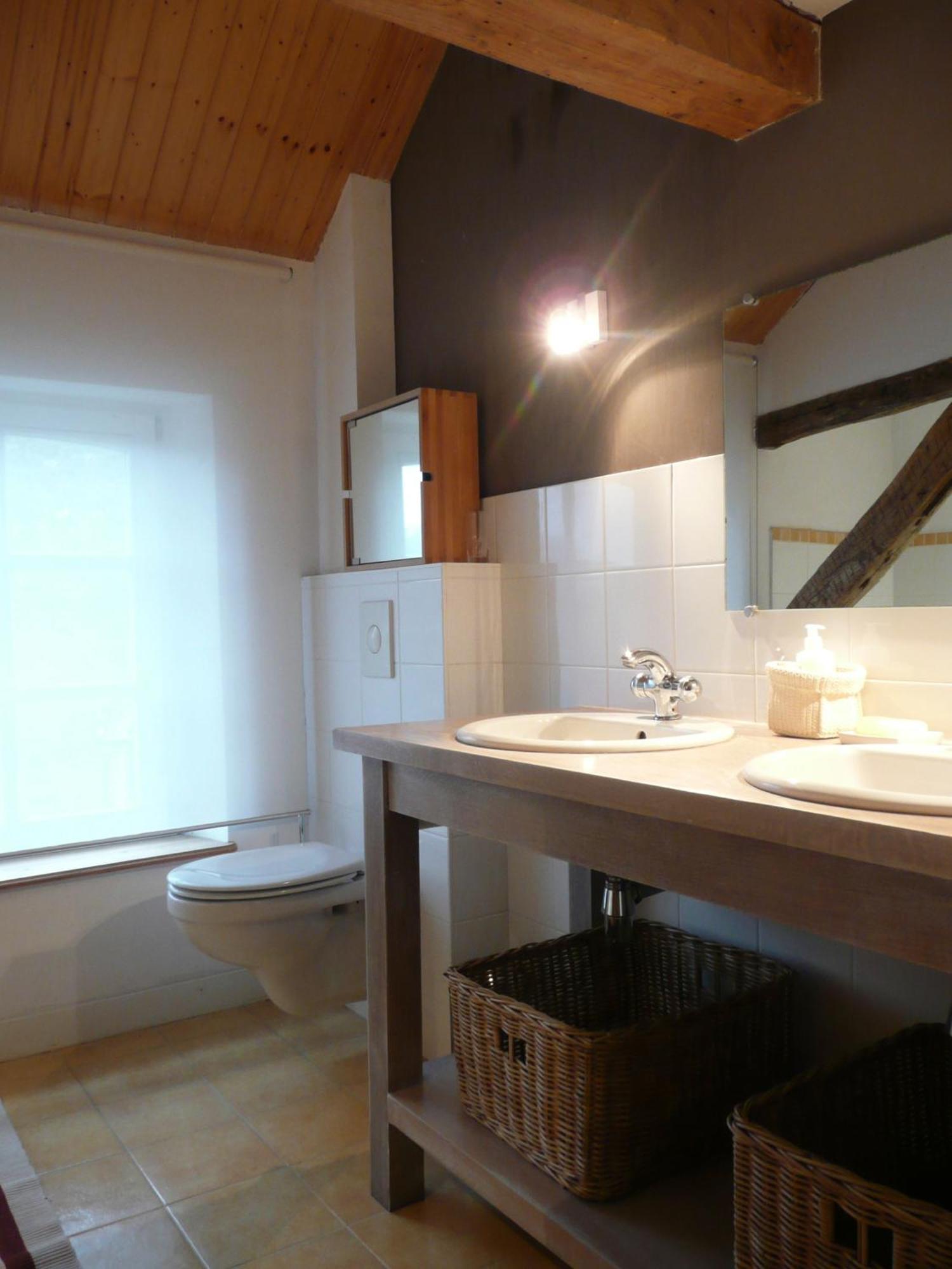 Le Relais Du Moustier Homestay *